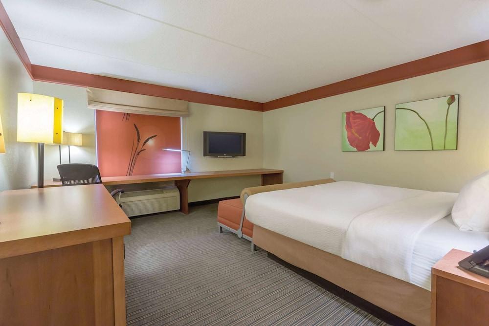 Hotel La Quinta By Wyndham Raleigh/Durham Southpoint Exterior foto