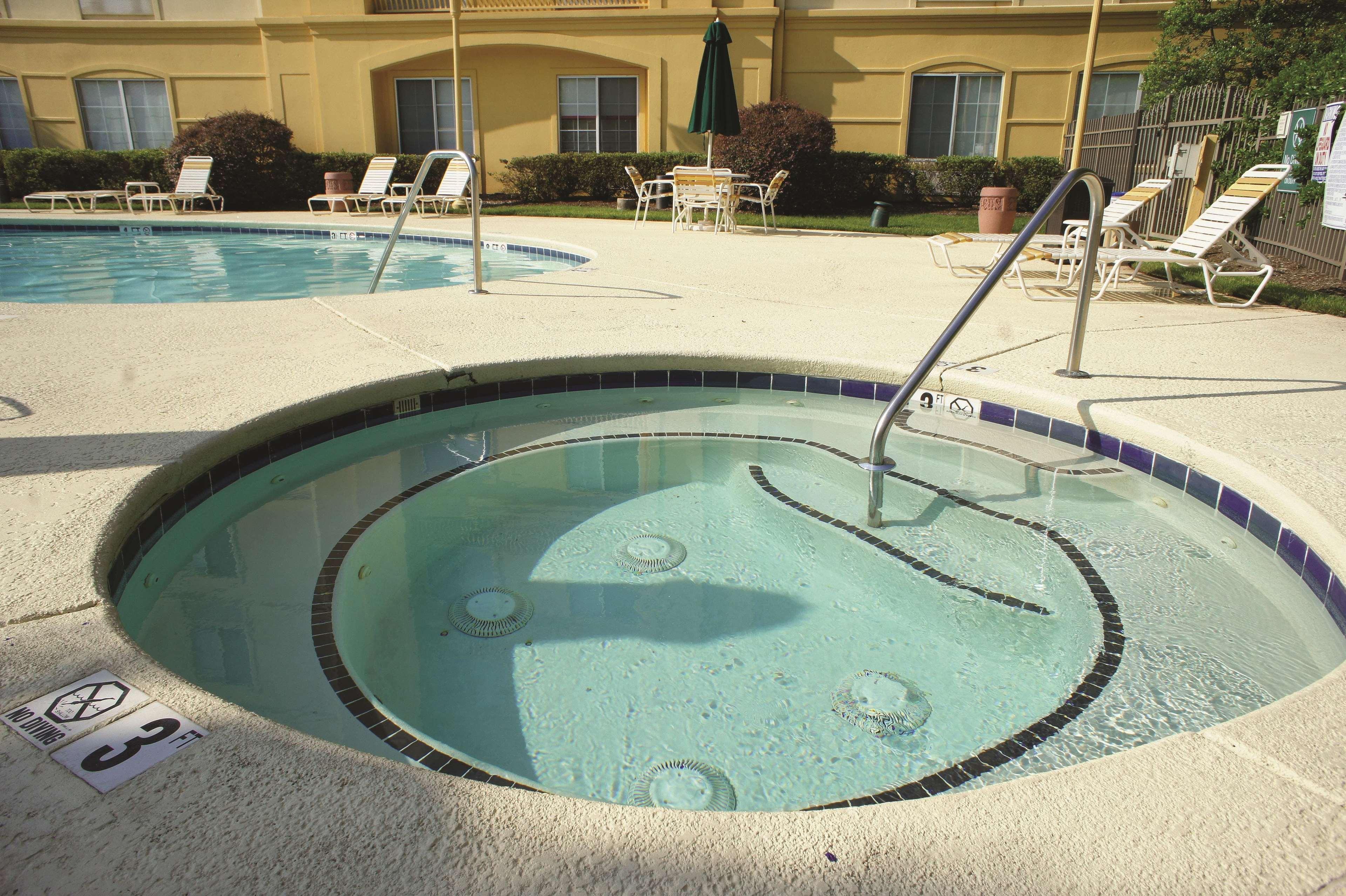 Hotel La Quinta By Wyndham Raleigh/Durham Southpoint Exterior foto